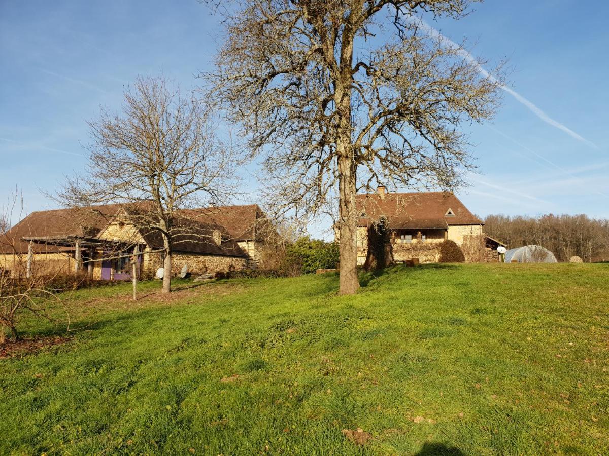 La Ferme De Sapharey Bed & Breakfast Sarrazac  Exterior photo